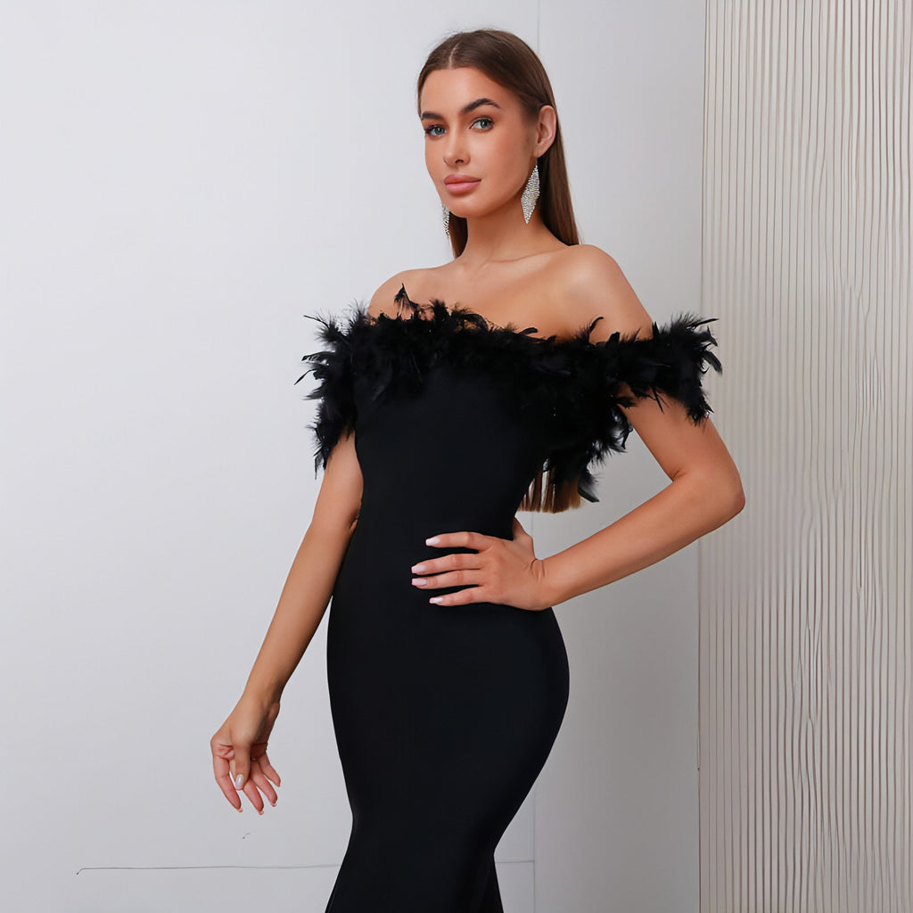 Lumié Plume – Höyhensomisteinen off-shoulder-juhlamekko