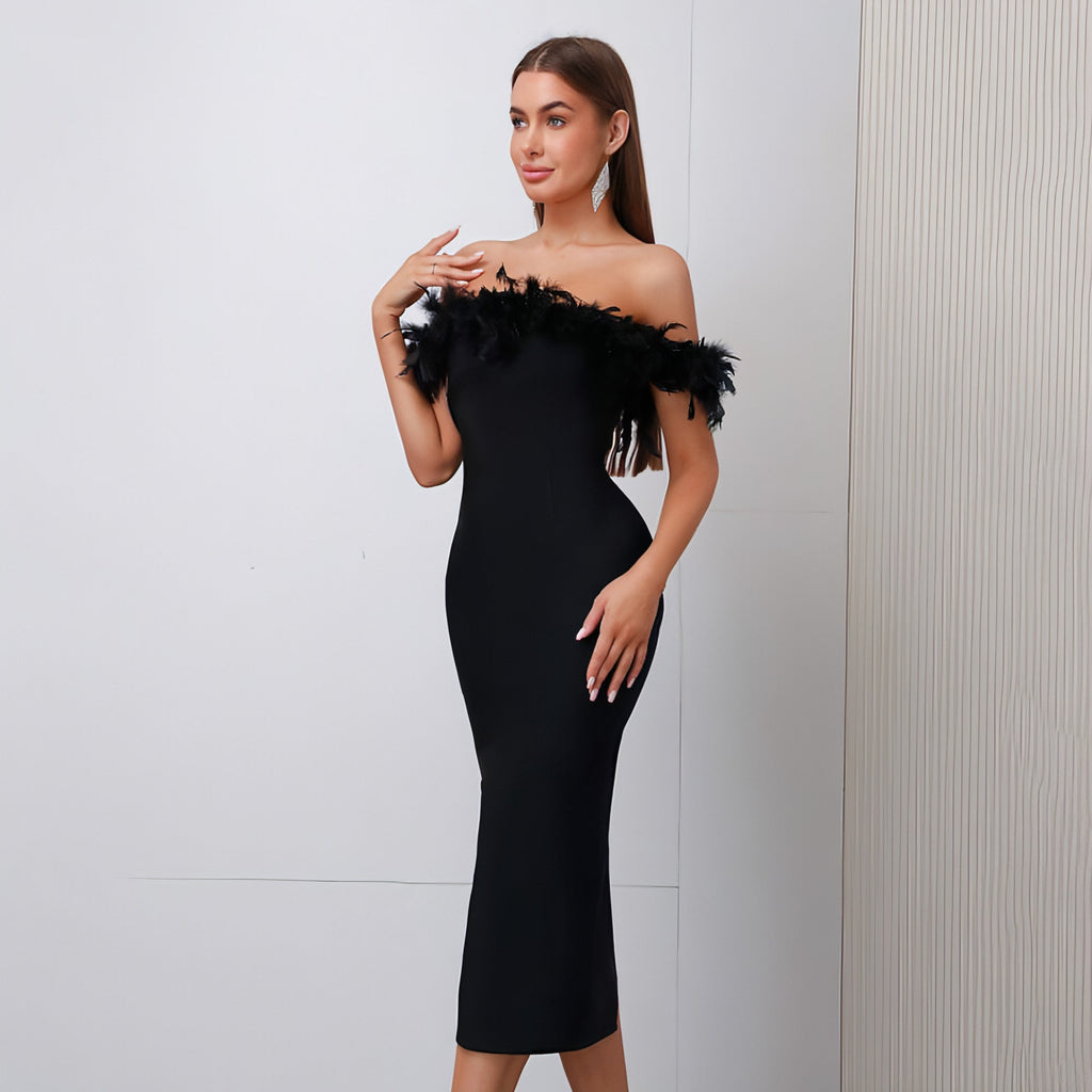 Lumié Plume – Höyhensomisteinen off-shoulder-juhlamekko
